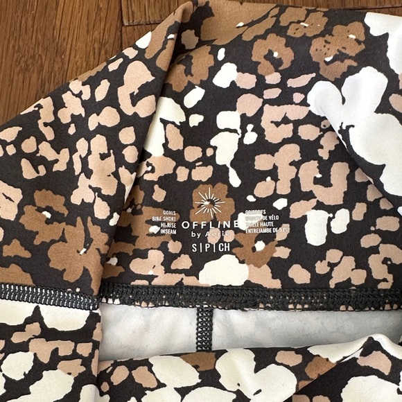 Aerie Floral Bike Shorts - Black, White, Tan - Picture 2 of 5